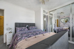 Bedroom- click for photo gallery